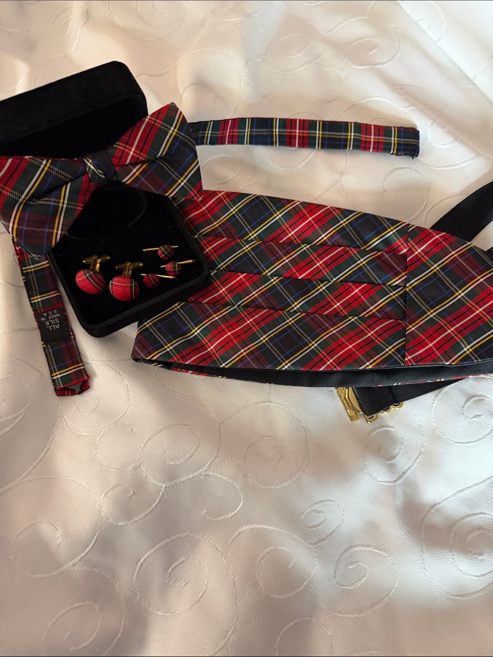 Silk Cummerbund and Tie Set